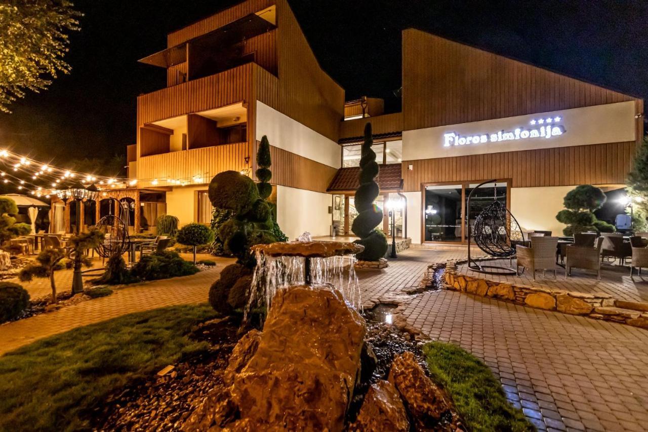 Floros Simfonija Šventoji Exterior foto
